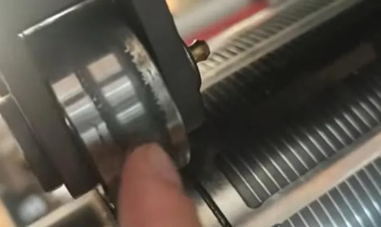 Лаброкацыя машычыны тры